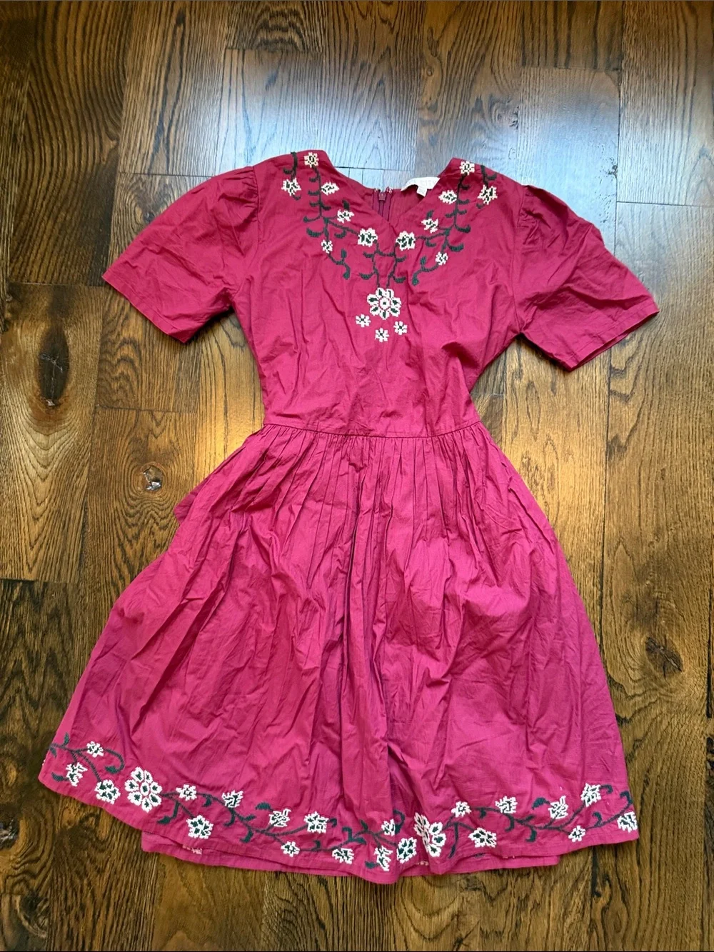 Ivy City Co Mini 11/12 Floral Embroidered Dress